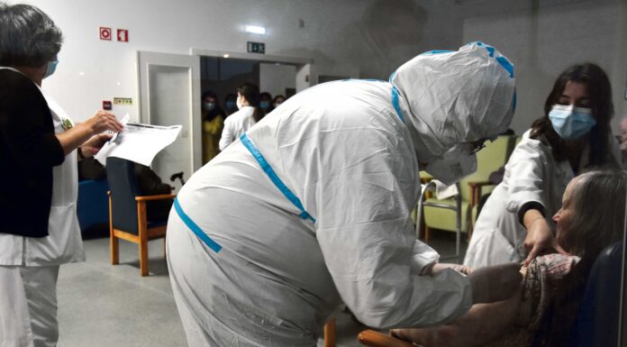 Presidentes de Câmara da região prescindem da prioridade para vacinação