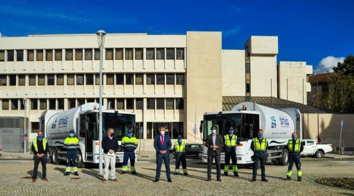 SMAS reforçam recolha de lixo com dois novos veículos