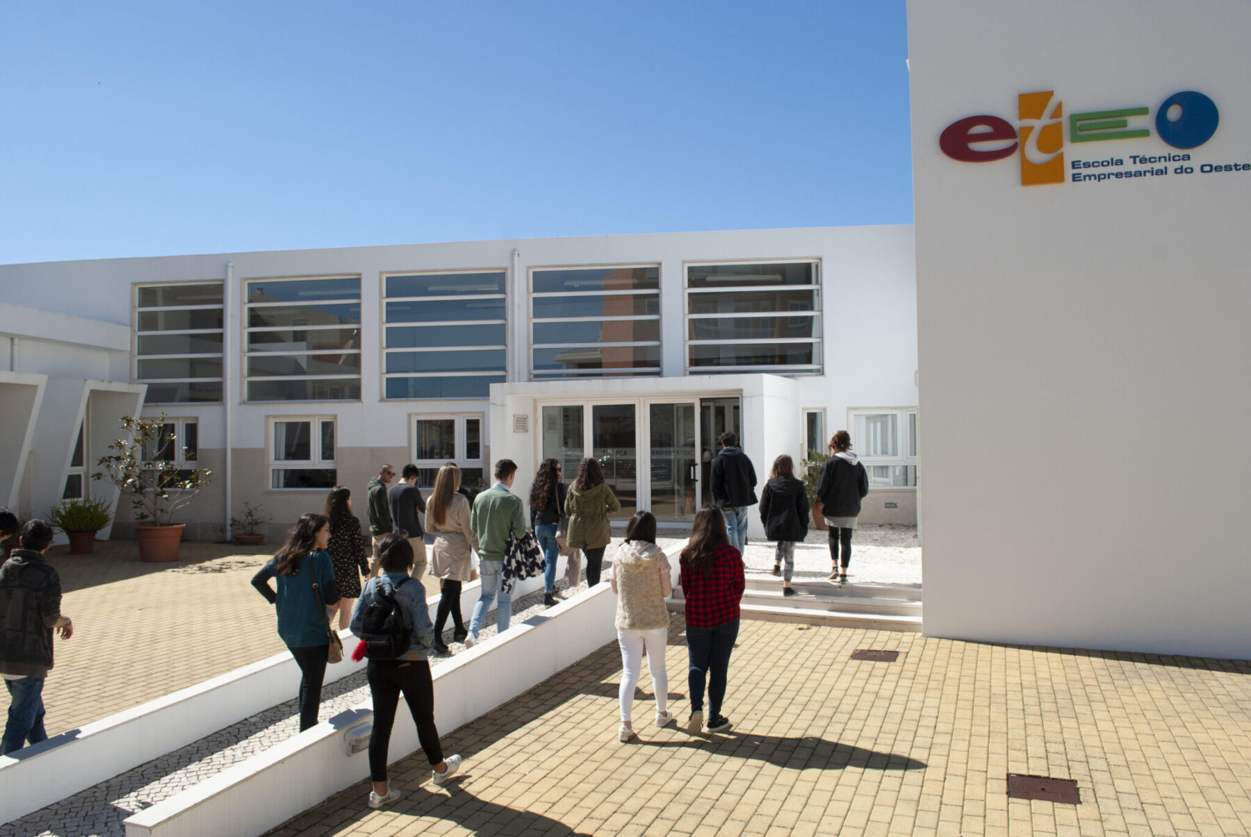 ETEO abre curso de Design de Comunicação Gráfica