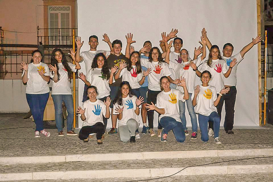 Grupo informal Mãos à Obra quer tornar-se associação juvenil