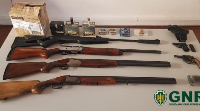 Homem detido por violência doméstica em Peniche