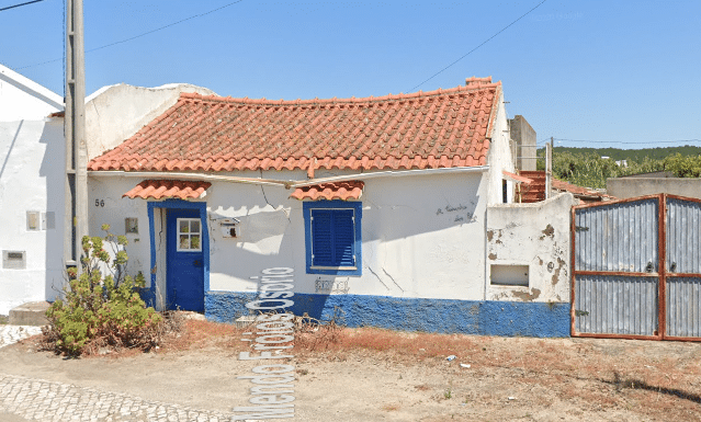 Câmara de Peniche toma posse administrativa de imóvel degradado