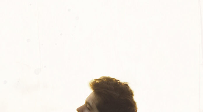 Estudante da ESAD ambiciona singrar no meio musical