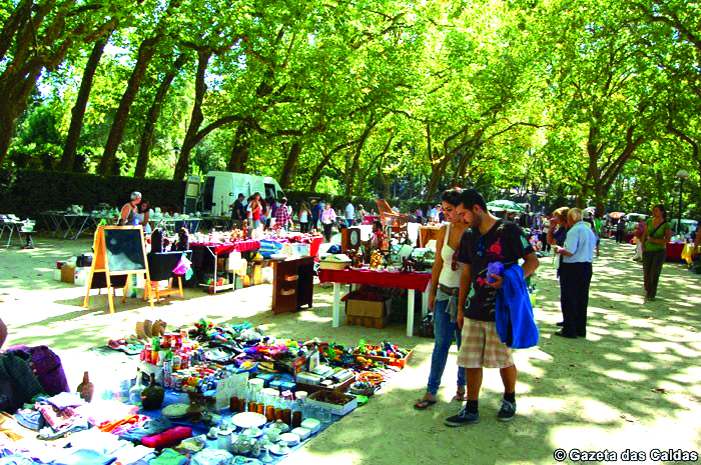 Feira das Velharias regressa no domingo ao Parque D. Carlos I