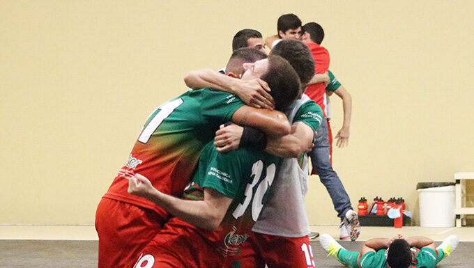Futsal: AD Alvorninha sobe à Divisão de Honra distrital