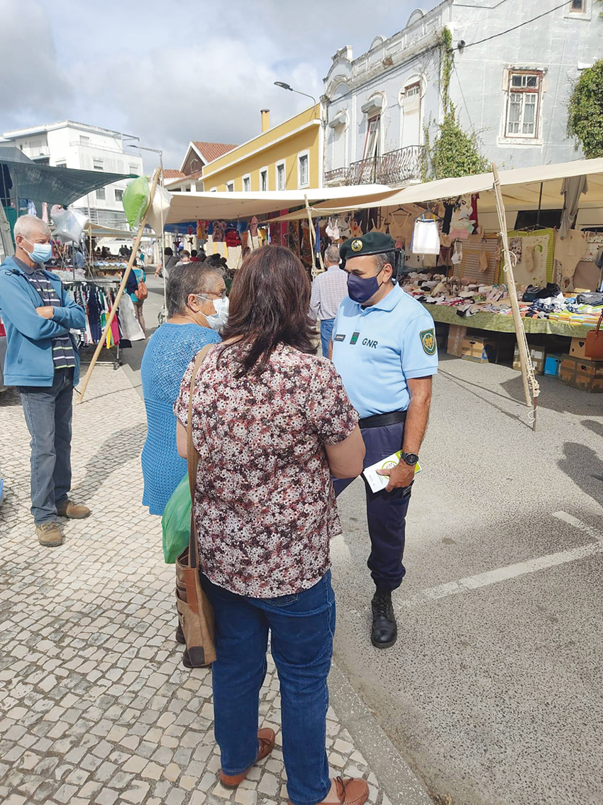 Bombarral: GNR no mercado a sensibilizar para a segurança