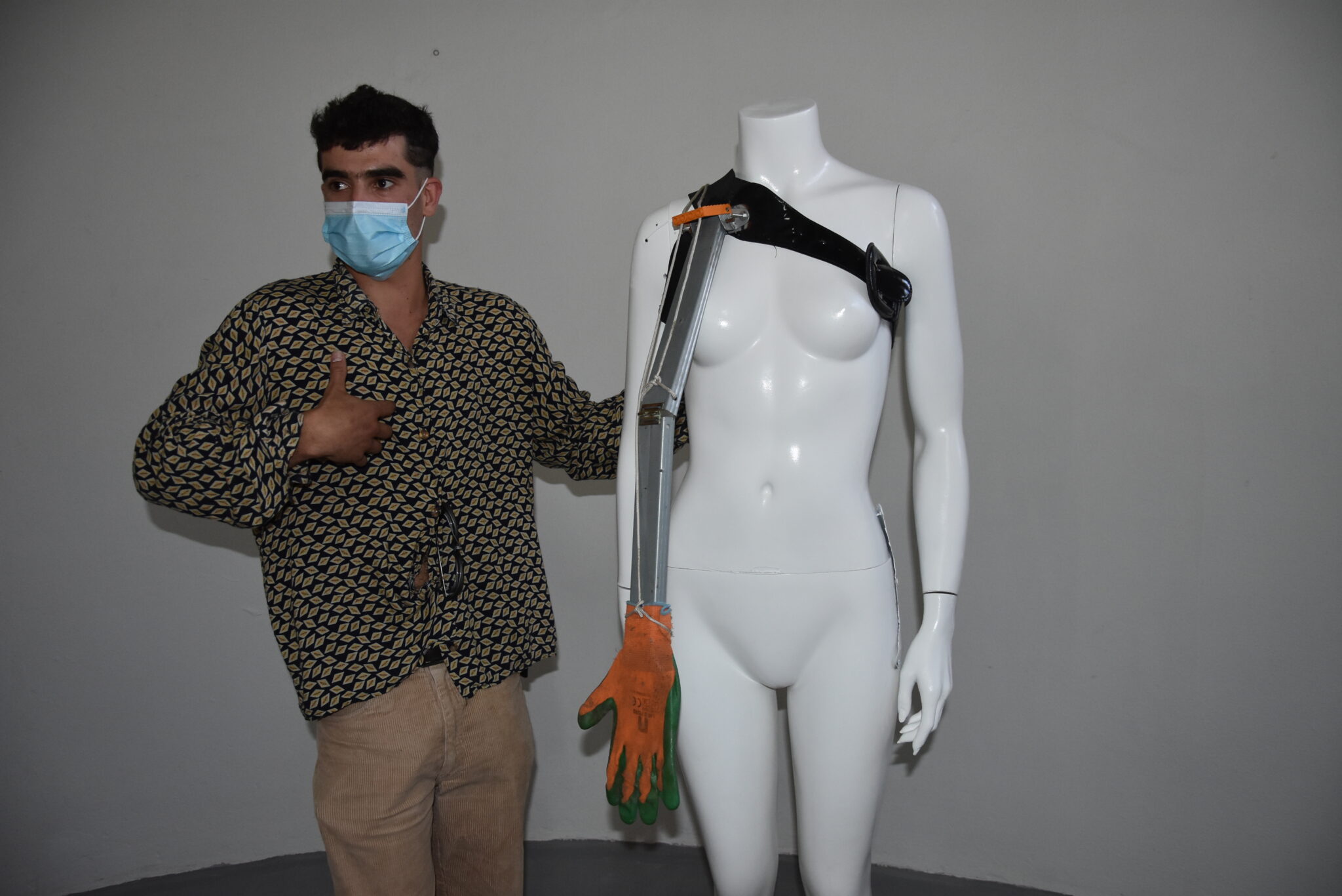 Exposição e workshop com o designer Miguel Cardinho nos Silos