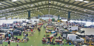 Feira da Bagageira Indoor na Expoeste agrada a vendedores