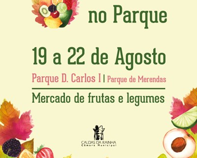 Fruta e animação de mãos dadas no Parque