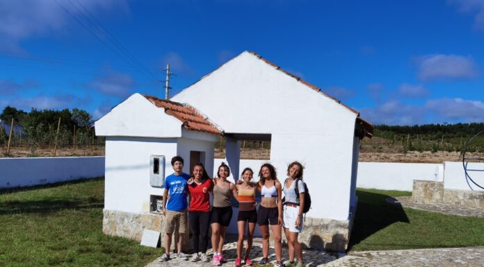 Jovens europeus aprenderam a caiar na vila de Óbidos