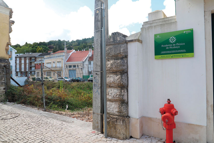 Câmara apoia Banda de Alcobaça na compra de terreno