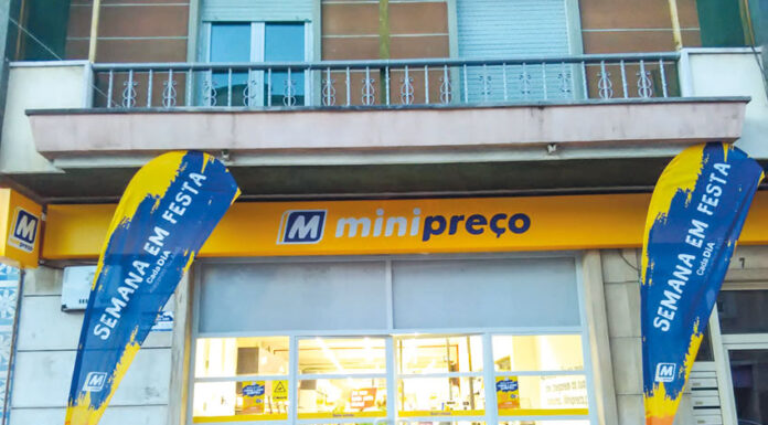 Minipreço do centro das Caldas reabre com aposta nos frescos