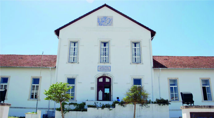 Alcobaça: Avança obra de pavimentação no acesso à urgência do Hospital