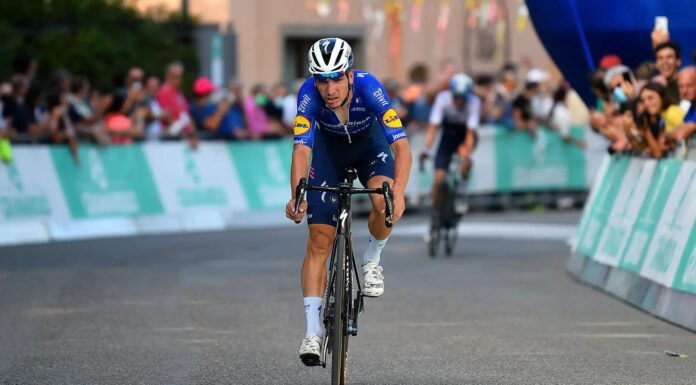 Ciclismo: João Almeida faz 2º no Giro dell’Emilia