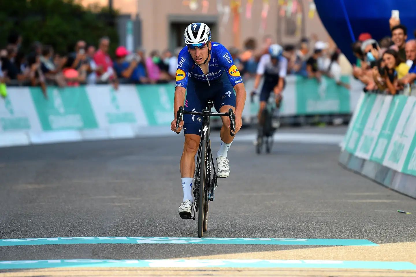 Ciclismo: João Almeida faz 2º no Giro dell’Emilia