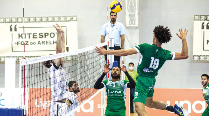 Sp. Caldas sofre, mas vence na abertura do campeonato