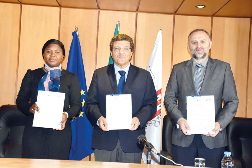 Caldas da Rainha recebe quatro estudantes moçambicanos