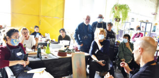 Ceramista espanhol que corre o mundo deu formação na Barracha