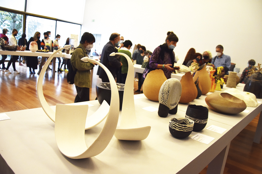Caldenses marcam presença na Bienal de Aveiro