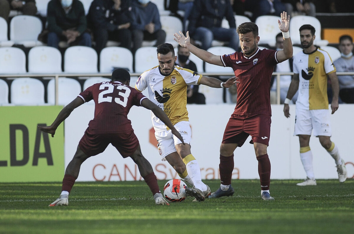 Liga 3: Caldas sofre primeira derrota em casa