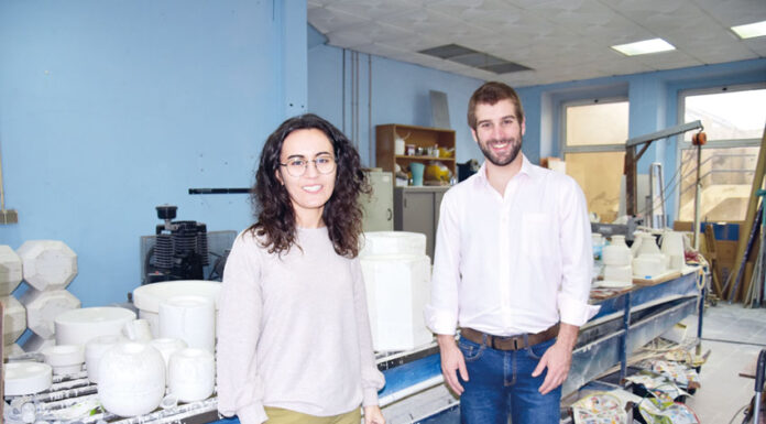 Jovens criam Forma Cerâmica para a indústria