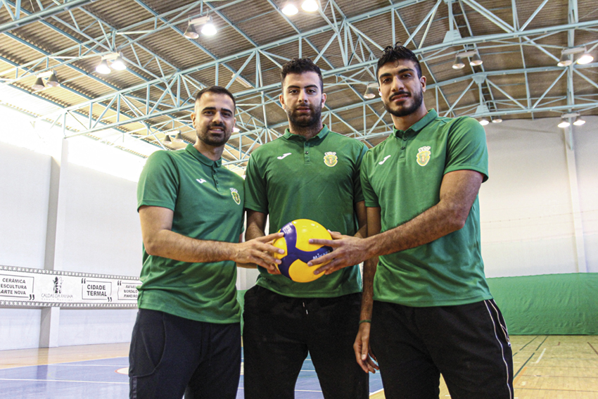 Voleibol: Iranianos do Sporting das Caldas procuram lugar ao sol em Portugal