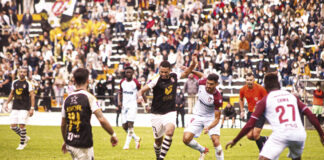 Futebol: Perder assim até custa menos