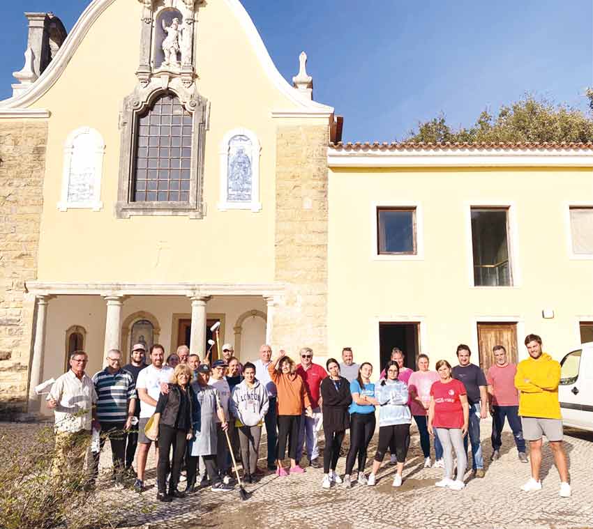 Meia centena de voluntários limparam o Convento de S. Miguel