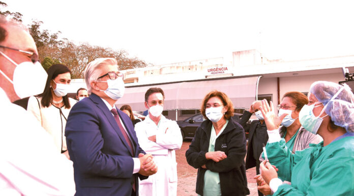 António Sales deseja boas festas aos profissionais de saúde no CHO