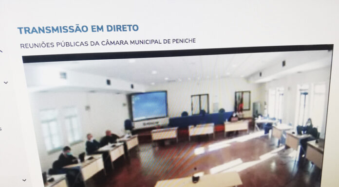 Autarquias começam a avançar com transmissão online de sessões
