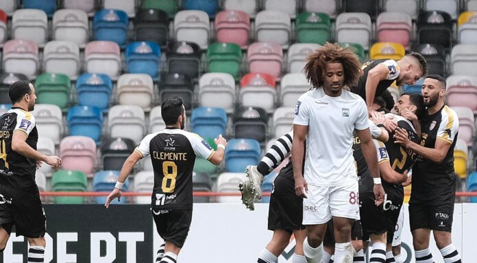 Caldas empata em casa do líder