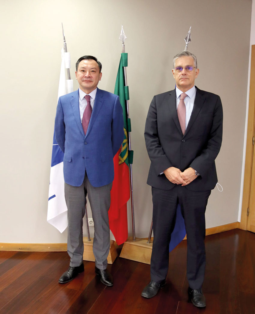 Leiria: Nerlei recebeu visita do embaixador do Cazaquistão