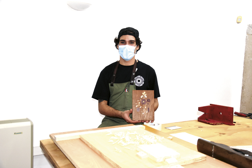 A oficina de marcenaria  de André Santos