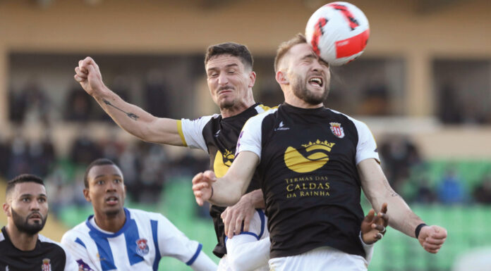 Futebol: Segunda parte salvou um ponto