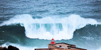 Costa Oeste com forte agitação marítima