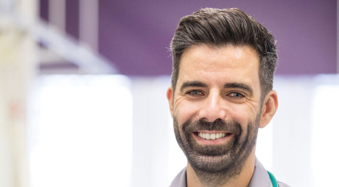 Enfermeiro Filipe Carvalho eleito personalidade do ano