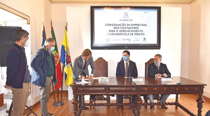 Assinado contrato para instalação de contadores no aproveitamento hidroagrícola de Óbidos