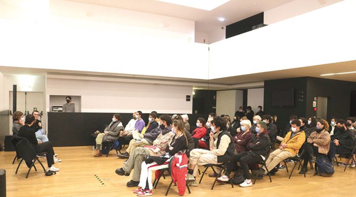 Filmes de estudantes da ESAD abriram ciclo de cinema do Impulso