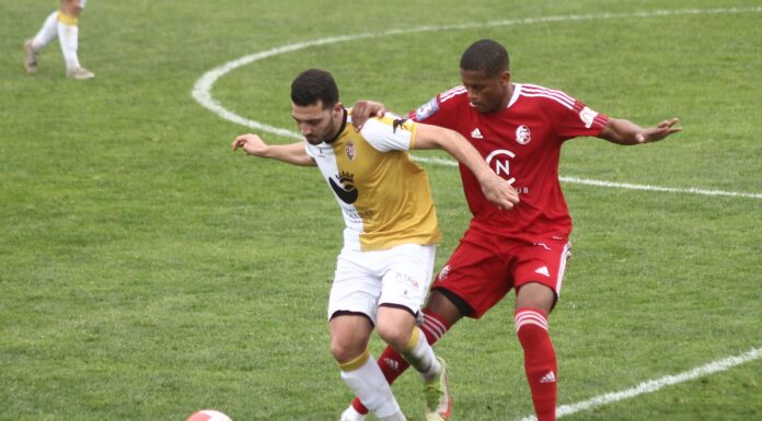 Caldas empata em Santarém