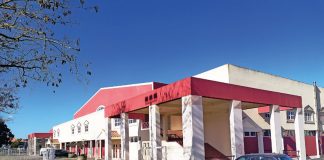 Obras na cobertura do Pavilhão Desportivo do Bombarral paradas