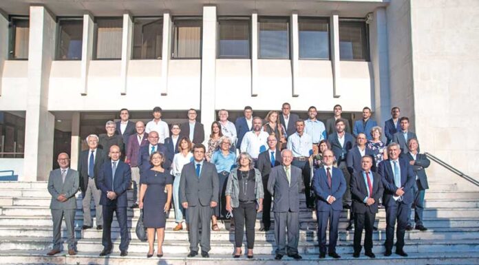 Afinal, o que mudou nos primeiros 100 dias de poder do Vamos Mudar?