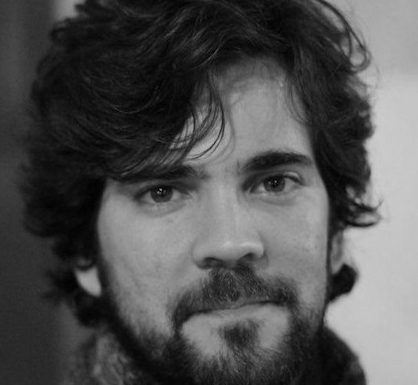 Livro: Biblioteca da Nazaré com obra dedicada a Nadir Afonso