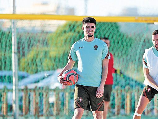 Futebol de praia: Samuel Mendes chamado à Seleção Nacional