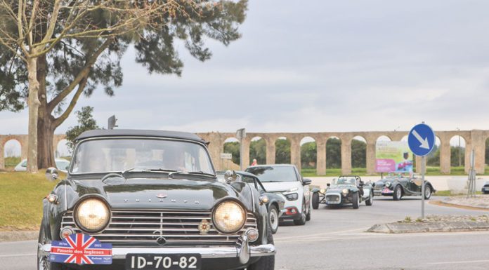 O passeio dos automóveis ingleses passou por Óbidos