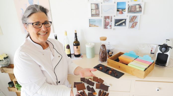À Mesa: Chocolate Bless é segredo suíço escondido na Serra da Pescaria