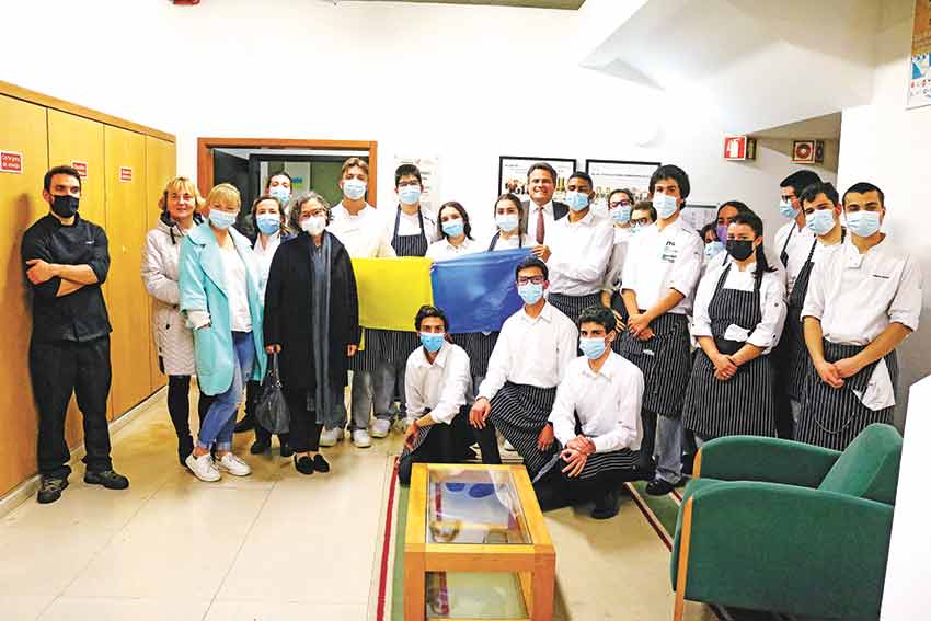 Jantar solidário na EHTO angariou fundos e bens para ucranianos