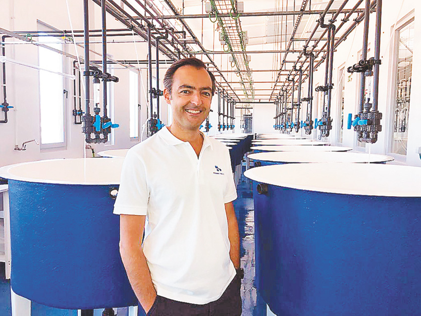 Oceano Fresco tem nova embarcação para exploração de bivalves