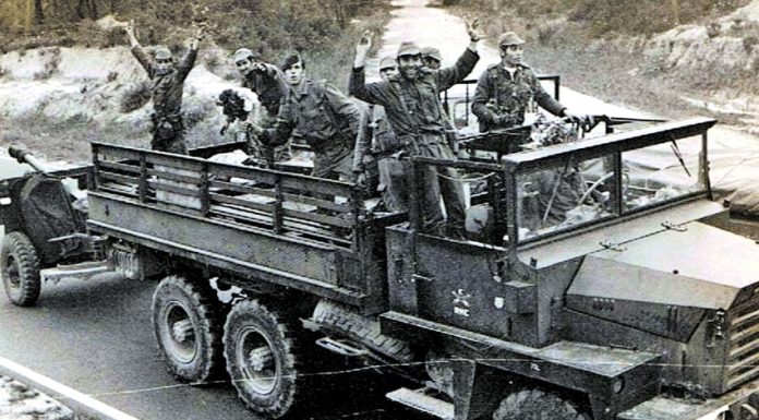 Militares contam como foi participar no 25 de Abril