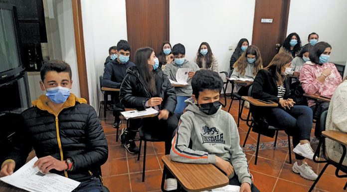 Assembleia de Freguesia recebe ideias de alunos para Alvorninha