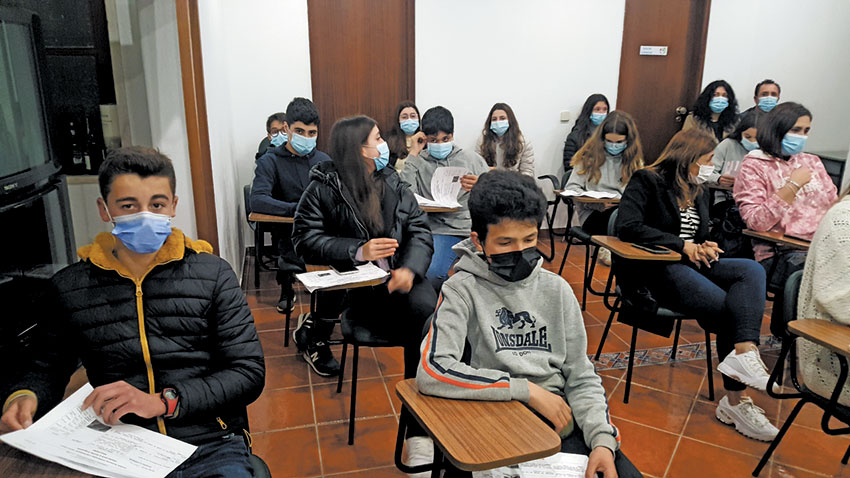 Assembleia de Freguesia recebe  ideias de alunos para Alvorninha